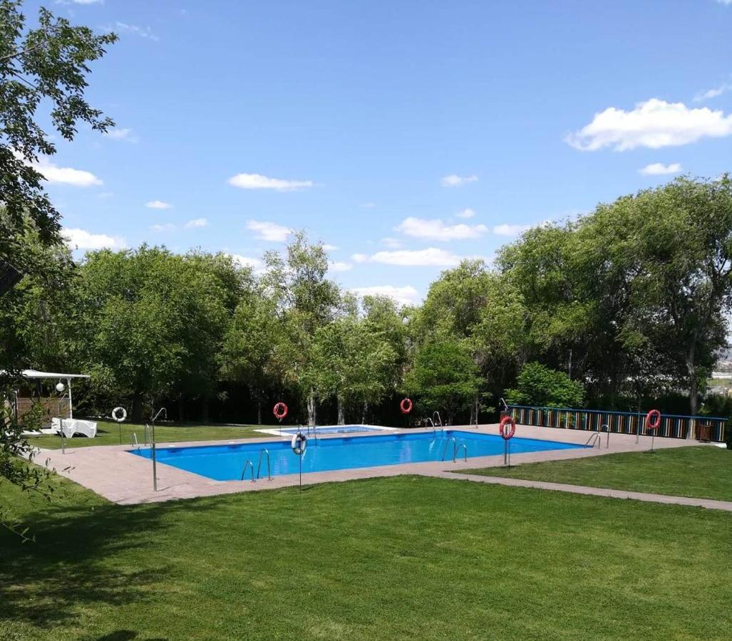 Villanueva del Rey  Hotel Rural Las Monteras מראה חיצוני תמונה